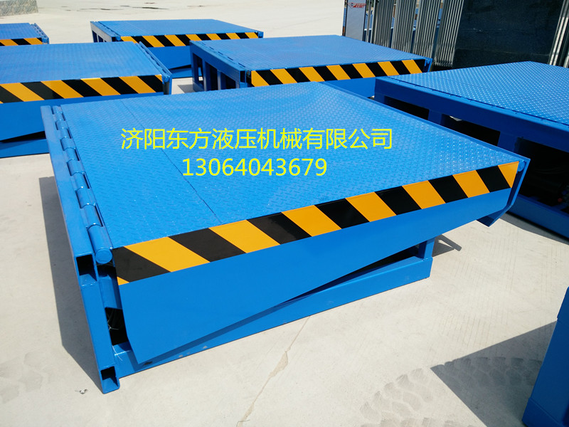 固定登車(chē)橋2.jpg
